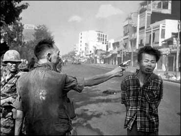 Photo: Executing a Viet Cong officer in Saigon